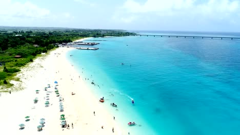 el-hermoso-paisaje-marino-en-Okinawa-en-Japón