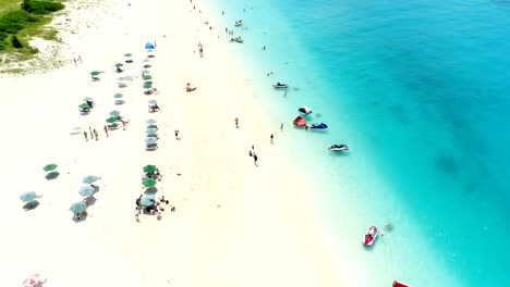 el-hermoso-paisaje-marino-en-Okinawa-en-Japón