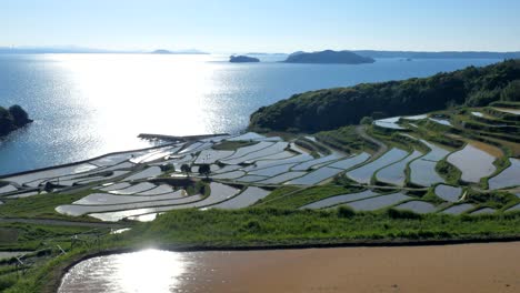 Doya-Reis-Terrasse-in-Japan