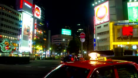 Nacht-Zeitraffer-4K-vor-Ikebukuro-Bahnhof-Ost-Seite-tiefen-Schwerpunkt-Neigung-bis