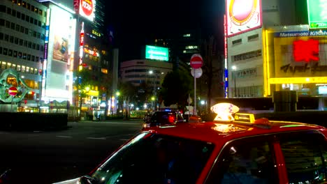 Nacht-Zeitraffer-4K-vor-Ikebukuro-Bahnhof-Ostseite-weit-geschossen-verkleinern