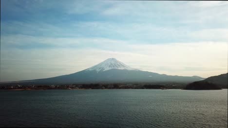 Luftaufnahme-des-Berg-Fuji,-Kawaguchiko,-Fujiyoshida,-Japan