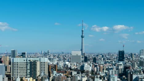 4-K-Time-lapse:-Arial-vista-de-torre-de-Tokio-y-horizonte-de-paisaje-urbano-de-Tokio