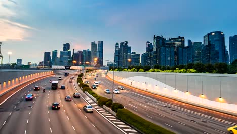 4K.-Zeit-Ablauf-Verkehr-auf-der-Straße-in-Singapur-city