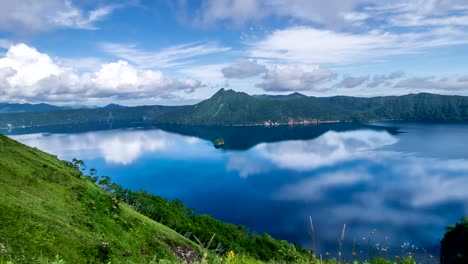 Lago-Mashu-de-azul