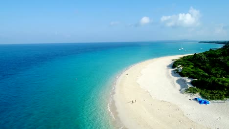 the-beautiful-seascape-at-Okinawa-in-Japan