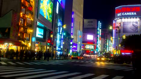 Nacht-Zeitraffer-4K-bei-Shinjuku-street