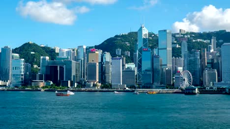 Puerto-de-Victoria-y-el-Skyline-de-la-isla-de-Hong-Kong