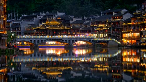 Feng-Huang-Ancient-Town-(ciudad-antigua-de-Phoenix),-China