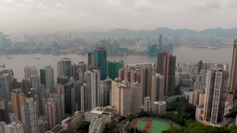 Toma-panorámica-aérea-de-la-isla-de-Hong-Kong