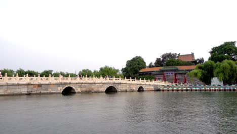 Beihai-Park-in-Peking