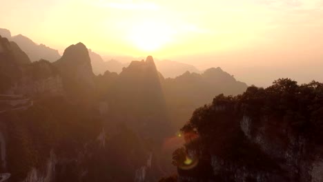 Tianmen-Berge-in-Zhangjiajie