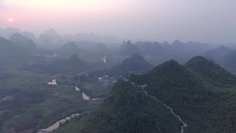 Paisaje-aéreo-en-Guilin