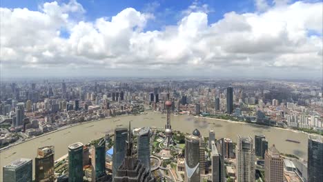 Zeitraffer-von-Shanghai-Skyline-und-Stadtbild-mit-Wolke-sea