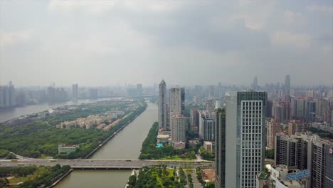 China-guangzhou-paisaje-urbano-río-Perla-día-tiempo-aéreo-panorama-4k