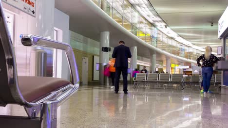 wuhan-airport-gate-hall-seat-duty-free-zone-panorama-4k-timelapse-china