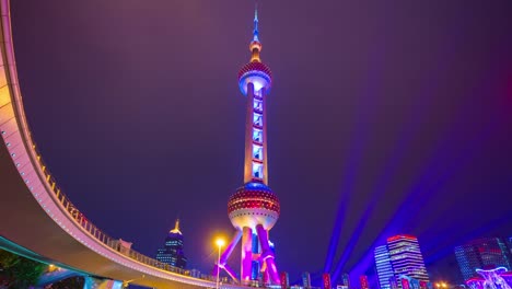 Nacht-erleuchtet-shanghai-berühmten-Perle-oriental-Tower-Bridge-Ansicht-4k-Zeit-verfallen-China