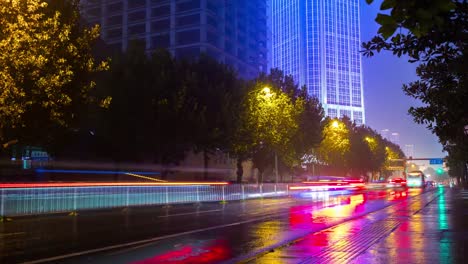 Nacht-beleuchtet-Wuhan-Stadt-Verkehr-Straße-Innenstadt-Bucht-Panorama-4k-Zeit-verfallen-China