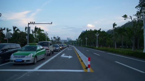 Twilight-Zeit-Zhuhai-Stadt-Verkehr-Straße-Bucht-Zebrastreifen-Panorama-4k-china