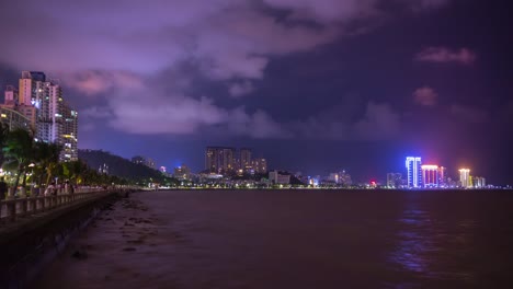 China-Nacht-Licht-Himmel-Zhuhai-Stadt-Bay-Küste-Panorama-4k-Zeitraffer