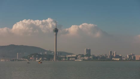 sonnigen-Tag-berühmten-Macau-Tower-Bay-Panorama-4-k-Zeit-hinfällig,-china