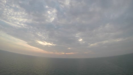 Sonnenaufgang-im-Meer,-4k