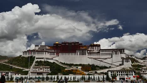 Lapso-de-tiempo-del-Palacio-de-Potala.-Lugar-del-Dalai-lama.-Lhasa,-Tíbet