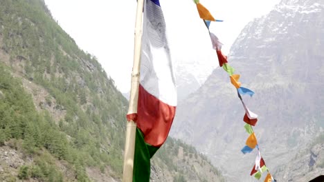 Colored-flags-in-the-mountains-of-Nepal.-Manaslu-area.