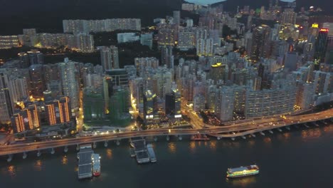 4K-Aufnahmen-von-Hong-Kong-Island-und-Kowloon-Stadt-aus-Vogelperspektive