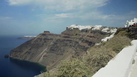 Morgen-Blick-auf-Imerovigli-und-Oia-von-Fira,-santorini