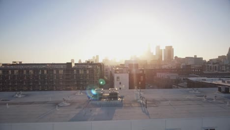 Luftaufnahme-von-Downtown-Los-Angeles-während-des-Sonnenuntergangs