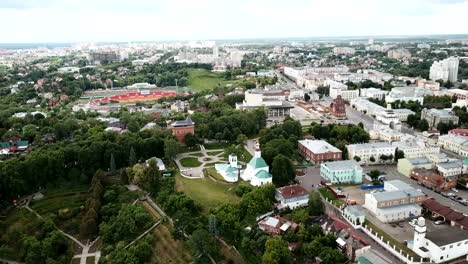 Stadtzentrum-und-Golden-Gate-in-Vladimir