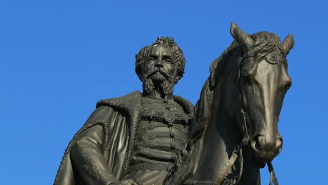 Statue-of-ferenc-Rakoczi-II-at-the-Hungarian-Parliament