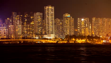 Timelapse-de-paisaje-urbano-de-noche-de-Hong-kong.-4k-resolución.