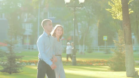 Сouple-walking-in-the-park