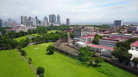 Aerial-of-Manila,-Philippines