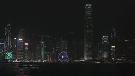 Hong-Kong-skyline-bei-Nacht