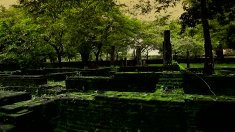 Polonnaruwa-ancient-city