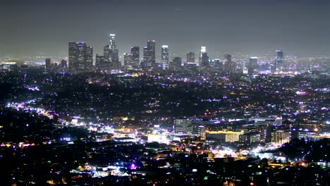 Zeitraffer-von-downtown-Los-Angeles-in-der-Nacht