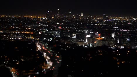 Innenstadt-von-Los-Angeles-in-der-Nacht