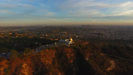 Observatorio-griffith-Vista-aérea-del-paisaje