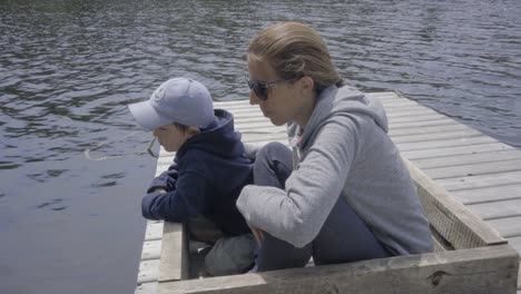 ontario-canada-wilderness-forest-nature-lake-summer-woman-and-child