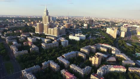 Antena-Moscú-distrito-edificios-y-casas-paisaje-urbano