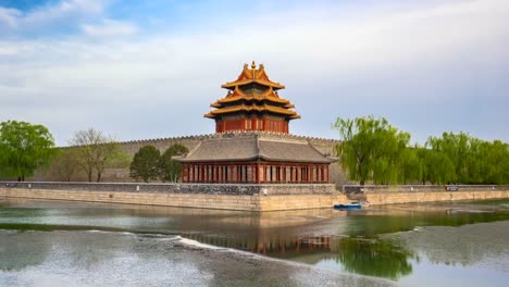 Guard-Tower-in-the-Forbidden-City-in-Beijing,-China-video-time-lapse