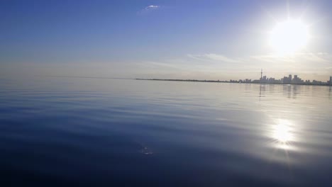 Segelboot-im-Sommer-auf-dem-Lake-Ontario-toronto