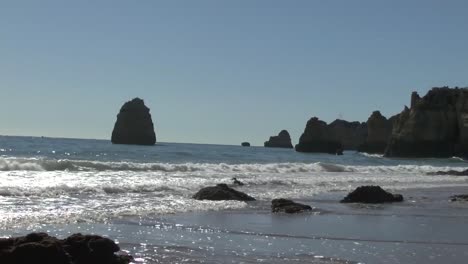 Die-Küste-der-Algarve-in-Lagos-Portugal