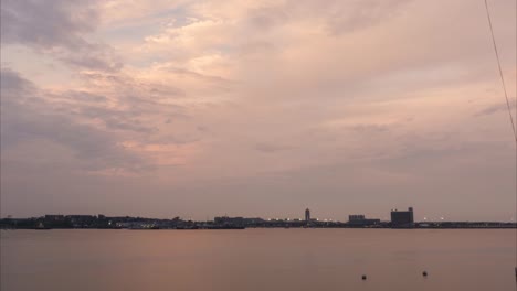 Timelapse-del-horizonte-de-Boston-en-Massachusetts.-ESTADOS-UNIDOS.