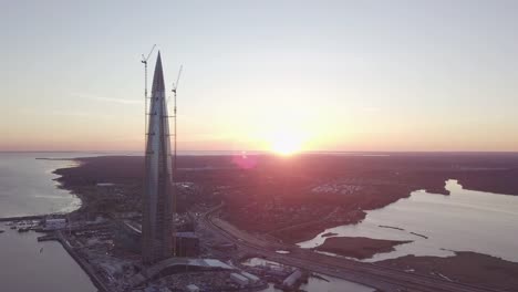 Blick-auf-Lachta-Center-in-St.-Petersburg-vom-Hubschrauber