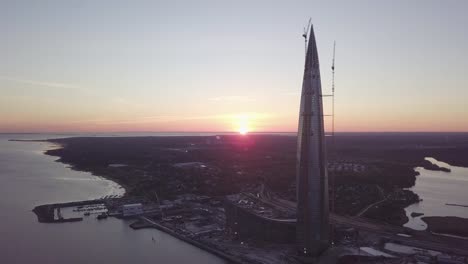 Blick-auf-Lachta-Center-in-St.-Petersburg-vom-Hubschrauber