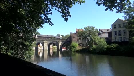 A-view-on-Wear--river,-Durham-England